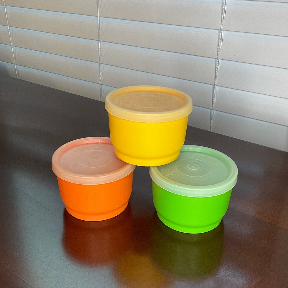 Set of 3 Vintage Tupperware Snack Cups (Used)